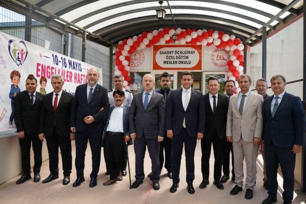 Başkan Aydın, Engelliler Haftası’nda özel bireylerle bir araya geldi