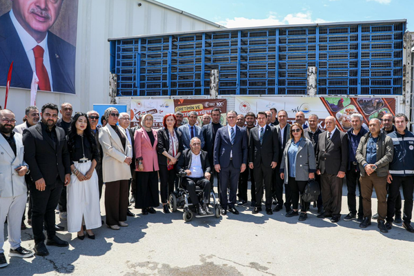 Van’da 170 aileye 23 bin yumurta tavuğu desteği