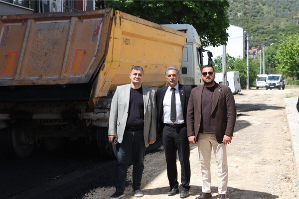Eşref Dinçer Mahallesi’nde asfalt çalışmaları başladı
