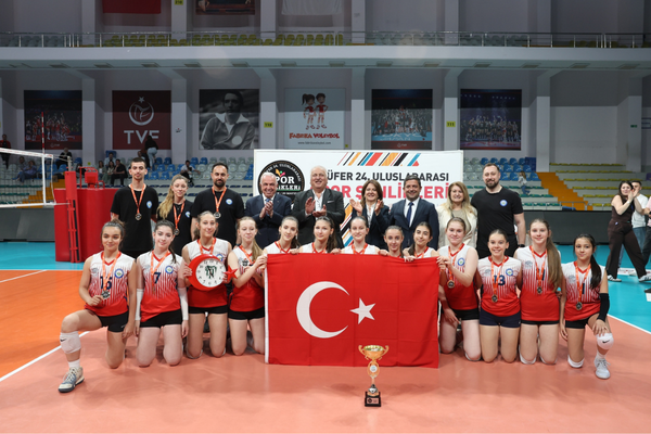 Nilüfer’de Kardeş Kentler Turnuvası tamamlandı