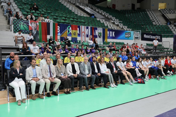 Bursa’da Uluslararası U16 Kızlar Basketbol Turnuvası düzenlendi