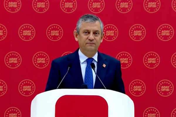 CHP Genel Başkanı Özel’den SAHA 2026 ziyareti