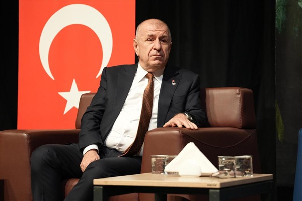 Özdağ: Arnavutlar da uzun yüzyıllar boyunca kaderlerini Türk milletiyle birleştirmişler