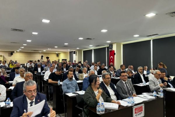Pozantı’nın talepleri büyükşehir meclisinde gündeme taşındı