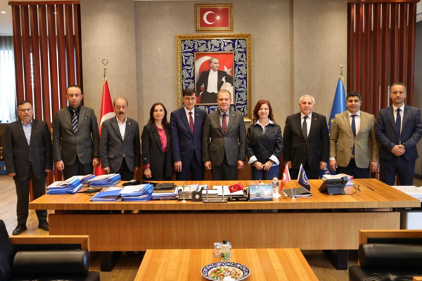 Başkan Seçer’den Kütahya Belediyesi’ne ziyaret
