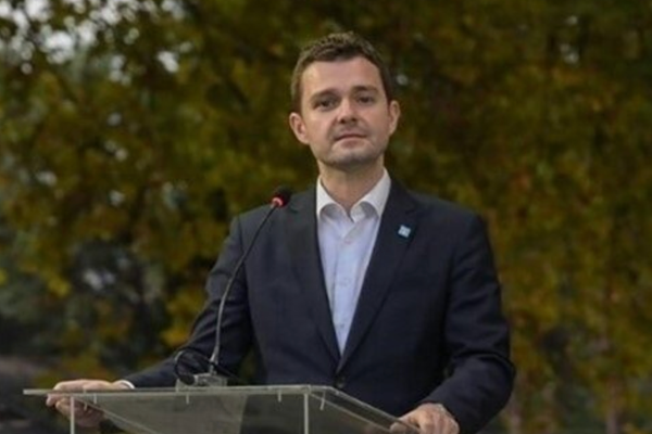 Mucunski’den Anita Orban’a tebrik mesajı