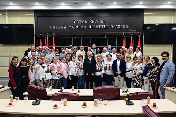 Romanyalı heyet Kepez’de Antalya Kütüphanesi’ni inceledi