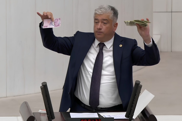 Kısacık: 200 TL’nin 126 doları nereye gitti?