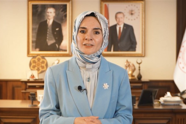 Göktaş: Teknoloji hamlelerimizi küresel iş birlikleriyle büyütüyoruz