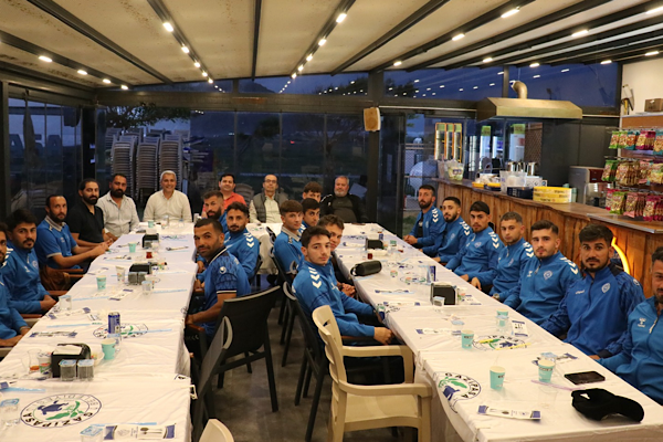 Başkan Yılmaz’dan futbolculara destek