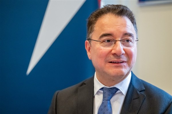 Babacan: Gündüz kuşağı programlarında her türlü çarpık ilişkinin reklamı yapılıyor