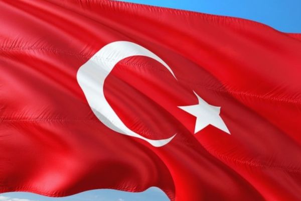 Siyasilerden  şehit polis memurları için taziye mesajları