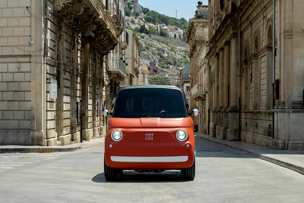 Yeni Fiat Topolino Türkiye’de satışa sunuldu