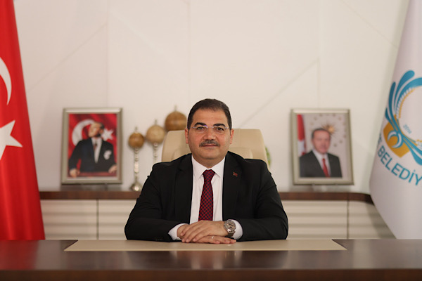 Canpolat: Anneler, sevginin, merhametin ve fedakarlığın en güzel temsilcileridir