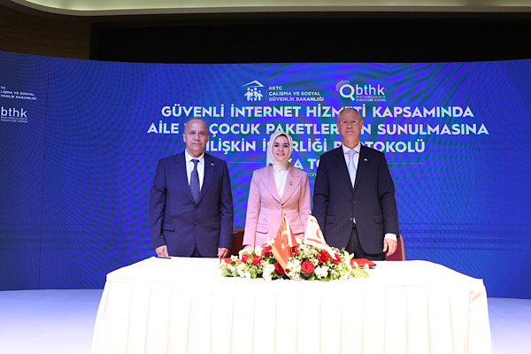 Göktaş: Dijital ağları, küresel dev tekellerin hakimiyetine terk edemeyiz