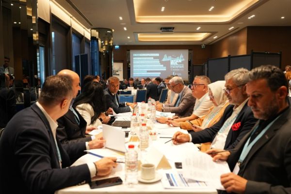 Özdemir: İstanbul, Türkiye ticaretinin, sanayisinin ve üretiminin kalbidir