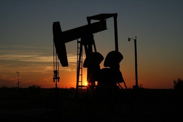 Enerji piyasalarında doğal gaz hariç düşüş görüldü