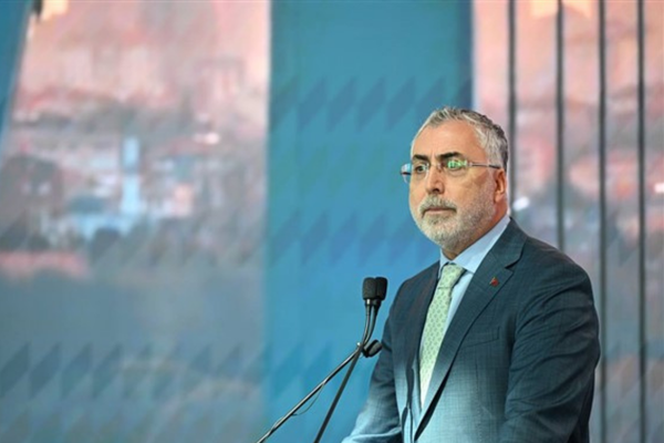 Bakan Işıkhan, Meclis’te görüşmeler gerçekleştirdi