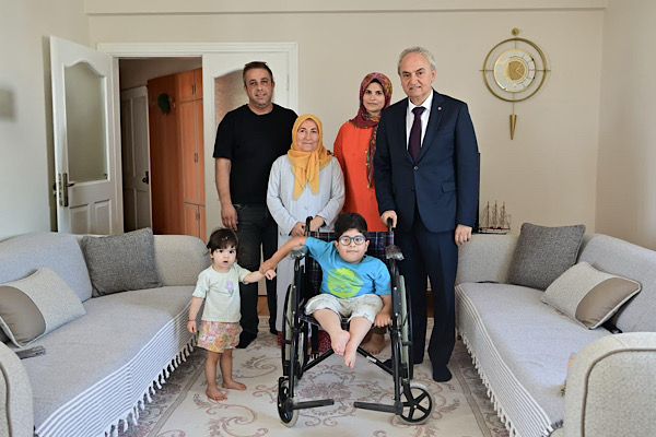 Kepez Belediyesi’nden engelli vatandaşlara destek