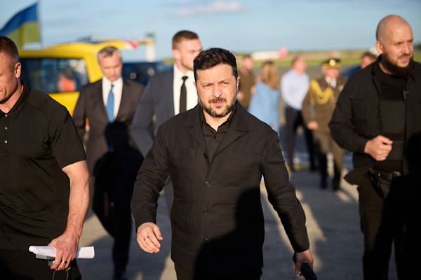 Zelenski’den “40 günlük etki operasyonu” açıklaması