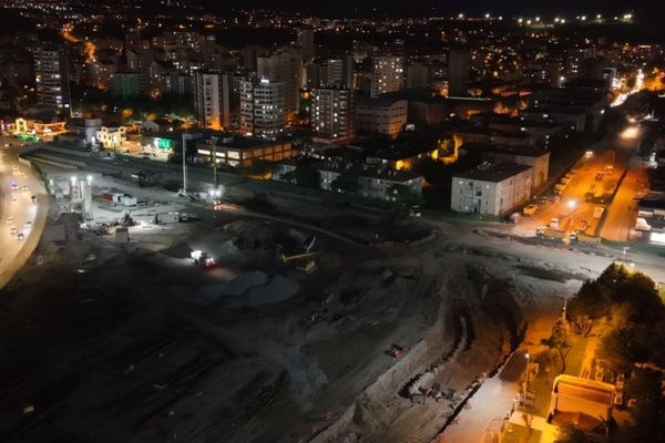 Büyükkılıç: Kartal Katlı Kavşağı Projesi’nde gece mesaisi başladı
