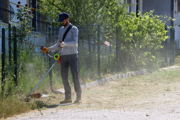 Seyrantepe Mahallesi’nde temizlik çalışması yapıldı