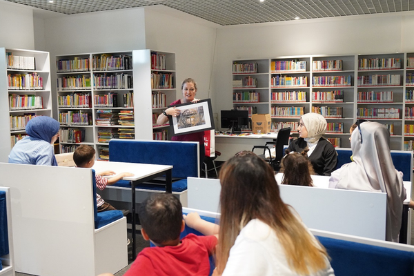 Anne ve çocuklar sanat eğitim programında buluştu