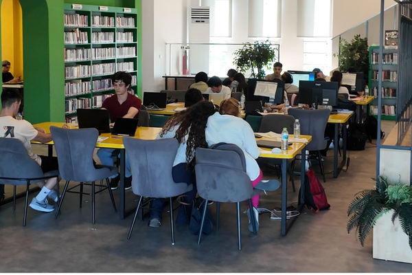 Çayırovalı gençler YKS’ye kitap kahvelerde hazırlanıyor