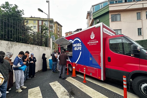İBB’den LGS günü öğrenci ve ailelere ikram desteği