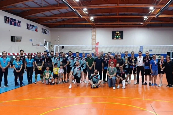 Hatay’da “Kurumlar Arası Voleybol Turnuvası” sona erdi