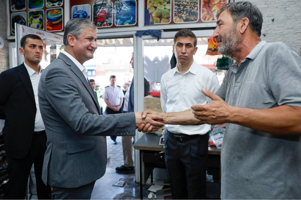 Adana Valisi Yavuz’dan Yüreğir’de esnaf ziyareti