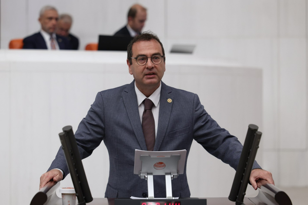 Milletvekili Uz: Türkiye’nin güvenliği önceliğimiz olmalı