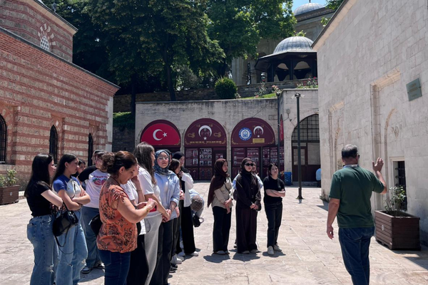 Gençler Bursa’nın tarihi ve kültürel mirasıyla buluştu
