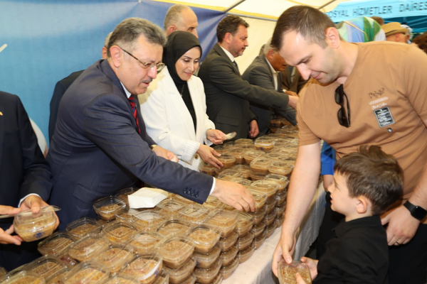 Trabzon’da 3 bin kişiye aşure ikram edildi