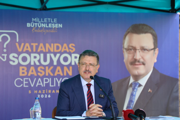 Başkan Genç, Yeşilova’da vatandaşlarla buluştu