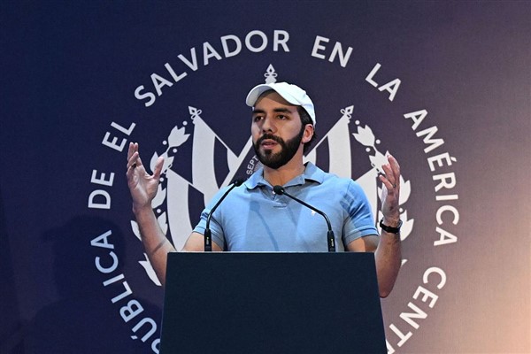 El Salvador Devlet Başkanı Bukele: Umutlarımızı kaybetmeyelim, güçlü kal Venezuela