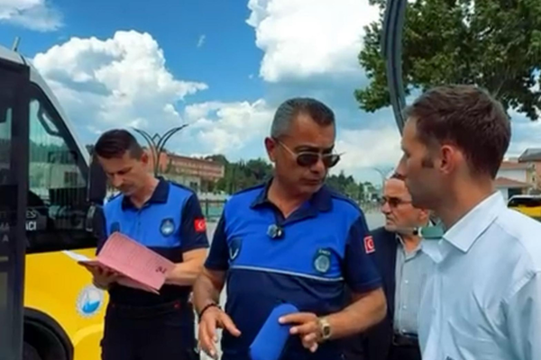 Karabük Belediyesi’nden minibüslerde hizmet kalitesini artırma çalışması