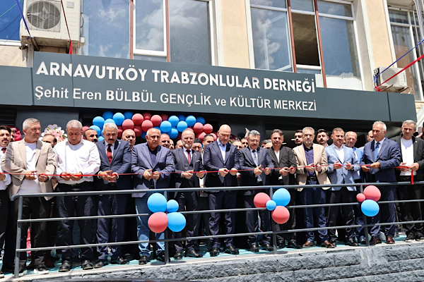 Başkan Genç, İstanbul’da Şehit Eren Bülbül Gençlik ve Kültür Merkezi’nin açılışına katıldı