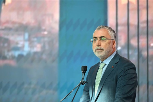 Bakan Işıkhan: Aziz milletimiz için çalışmayı sürdüreceğiz