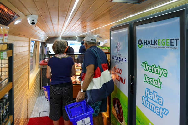 Aydın’da mobil “Halk Ege Et” vatandaşlarla buluştu