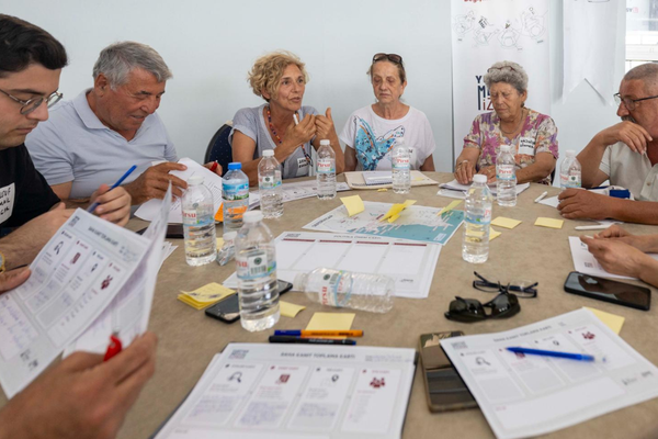 İzmir’de Yurttaş Meclisi süreci başladı