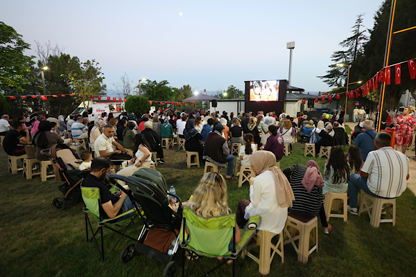 Derince’de Yaz Sinema Günleri başladı