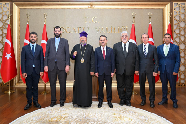 Türkiye Ermenileri Patriği 2’nci Sahak Maşalyan’dan Vali Aktaş’a ziyaret