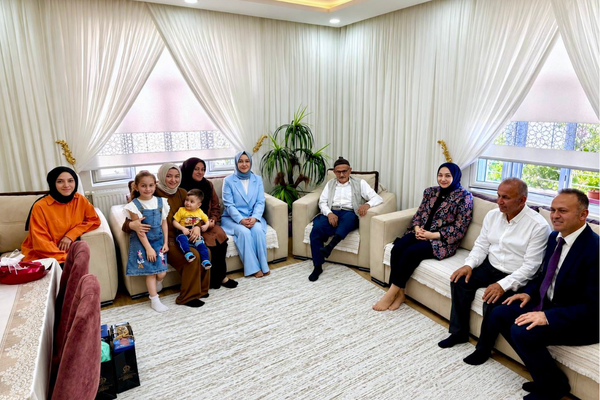 Siirt’te Milli Aile Haftası kapsamında şehit aileleri ziyaret edildi