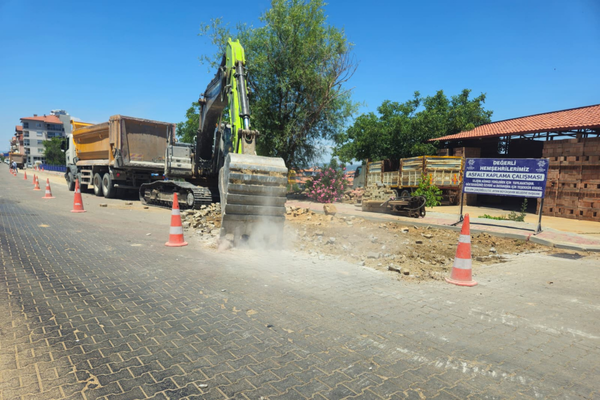 Aydın Büyükşehir Belediyesi yol yapım çalışmalarını sürdürüyor