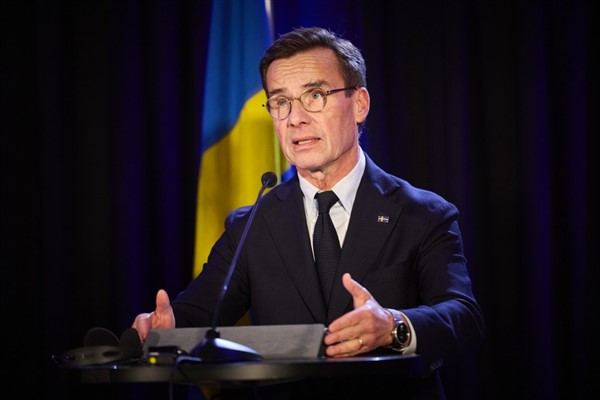 Kristersson: Hepinize gerçekten mutlu bir yaz ortası diliyorum