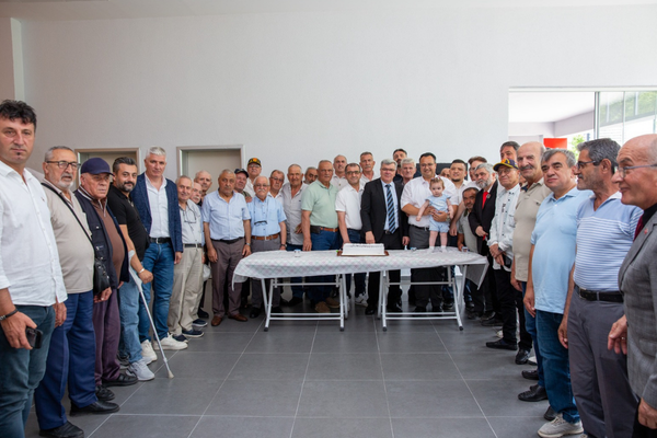Bursa’da şehit ve gazi babalarına Babalar Günü etkinliği