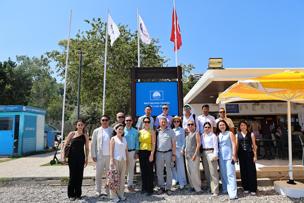 Kırgız heyetten, Antalya ‘daki Mavi Bayrak uygulamalarını inceleme ziyareti