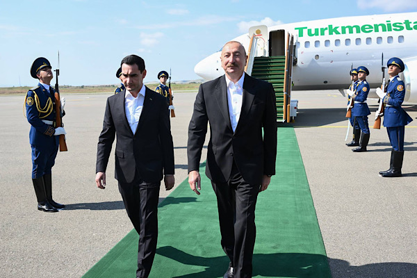Türkmenistan Cumhurbaşkanı Berdimuhamedov, Fuzuli’de karşılandı