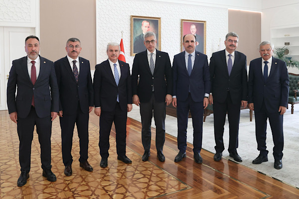 Başkan Altay, Ankara’da temaslarda bulundu